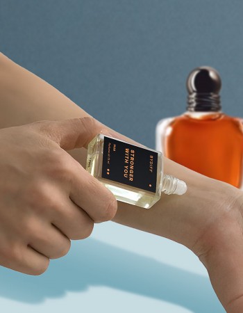 عطر سترونجر مركز للرجال بايدف M08