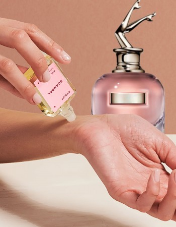 عطر سكاندال مركز للنساء بايدف W44