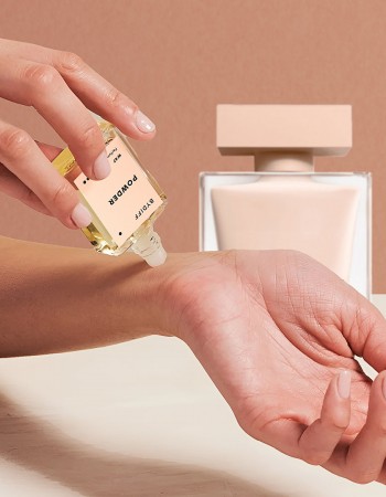 عطر بودر مركز للنساء بايدف W47