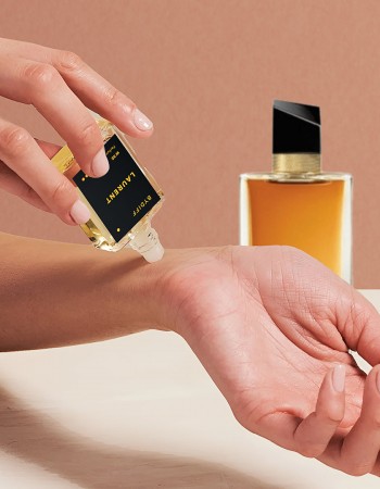 عطر ليبر مركز للنساء بايدف W55 عطر ليبر مركز للنساء بايدف W55