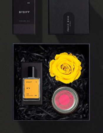 هديه عطر نسائي الاكثر مبيعاً ووردة طبيعية وشمعة من اختيارك BYW2 هديه عطر نسائي الاكثر مبيعاً ووردة طبيعية وشمعة من اختيارك BYW2