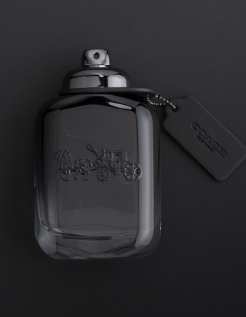 هدية عطر كوتش فور مان مع وردة وشمعة هدية عطر كوتش فور مان مع وردة وشمعة