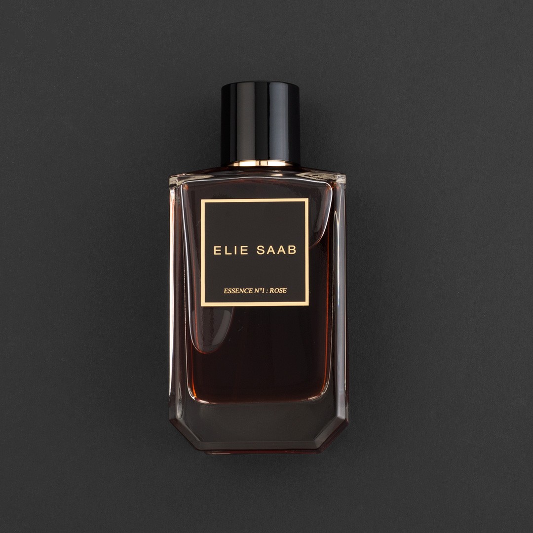هدية وردة وشمعة مع عطر ايلي صعب إسينس نمبر ون روز - ELIE SAAB