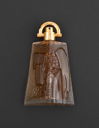 هدية وردة وشمعة مع عطر جيفنشي باي