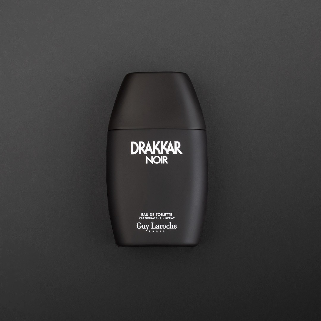 هدية وردة وشمعة مع عطر جاي لاروش دراكار نوار - Guy Laroche