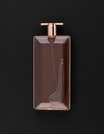 هدية عطر لانكوم ايدول لي بارفيوم مع وردة وشمعة هدية عطر لانكوم ايدول لي بارفيوم مع وردة وشمعة