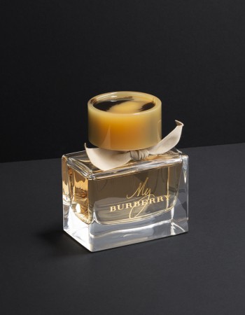 عطر بربري ماي بربري - أو دي بارفيوم للنساء 90مل عطر بربري ماي بربري - أو دي بارفيوم للنساء 90مل