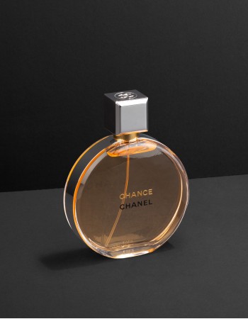 عطر شانيل شانس - أو دي بارفيوم للنساء 100 مل عطر شانيل شانس - أو دي بارفيوم للنساء 100 مل