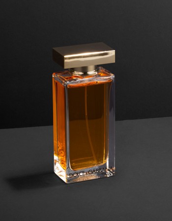 عطر دولتشي اند جابانا ذا ون - أو دي تواليت للنساء 100 مل عطر دولتشي اند جابانا ذا ون - أو دي تواليت للنساء 100 مل