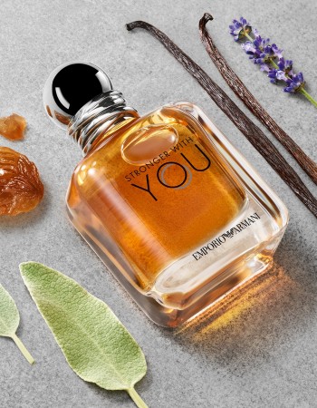 عطر جورجيو أرماني سترونجر ويذ يو للرجال 100 مل عطر جورجيو أرماني سترونجر ويذ يو للرجال 100 مل