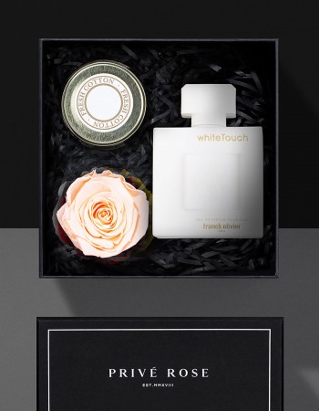 هدية عطر فرانك اوليفر وايت تاتش مع وردة وشمعة هدية عطر فرانك اوليفر وايت تاتش مع وردة وشمعة