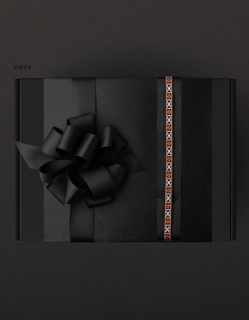 تغليف هدايا انيق مع شريطة لون اسود PR08 تغليف هدايا انيق مع شريطة لون اسود PR08