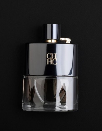 عطر كارولينا هيريرا سي إتش مِن برايف - أو دي تواليت للرجال 100 مل عطر كارولينا هيريرا سي إتش مِن برايف - أو دي تواليت للرجال 100 مل